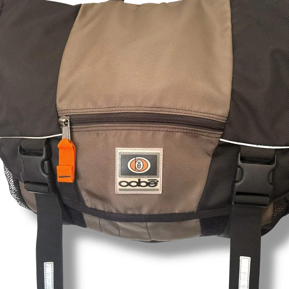 Oobe Vintage Canvas/Nylon Messenger Bag Black Tan‎ Adjustable Strap Laptop